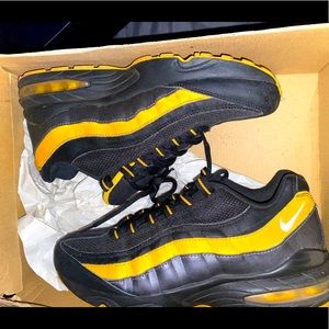 Black and yellow air Max 95s